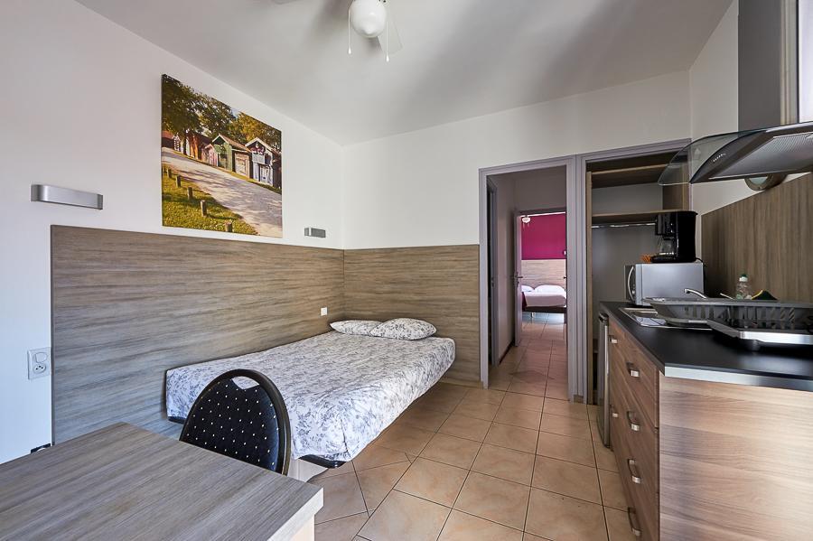 Hotel Residence La Baie Des Landes Gujan-Mestras Exterior photo