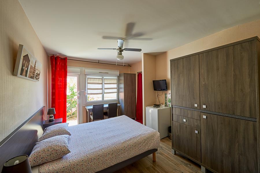 Hotel Residence La Baie Des Landes Gujan-Mestras Exterior photo